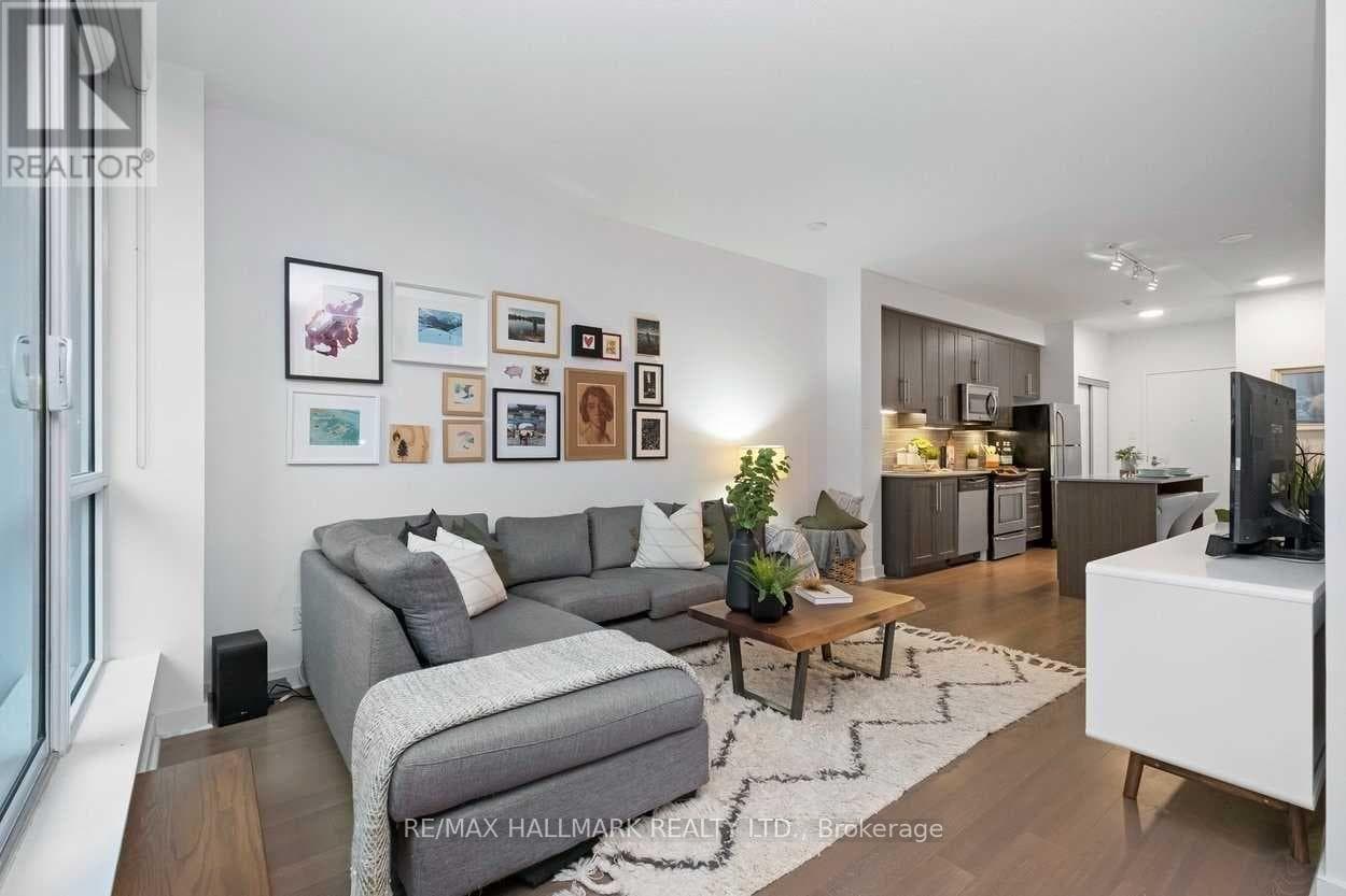 Single Family at 306- 1171 Queen Street, Toronto (Little Portugal), Ontario - Photo 9 - RE/MAX Garden City Realty
