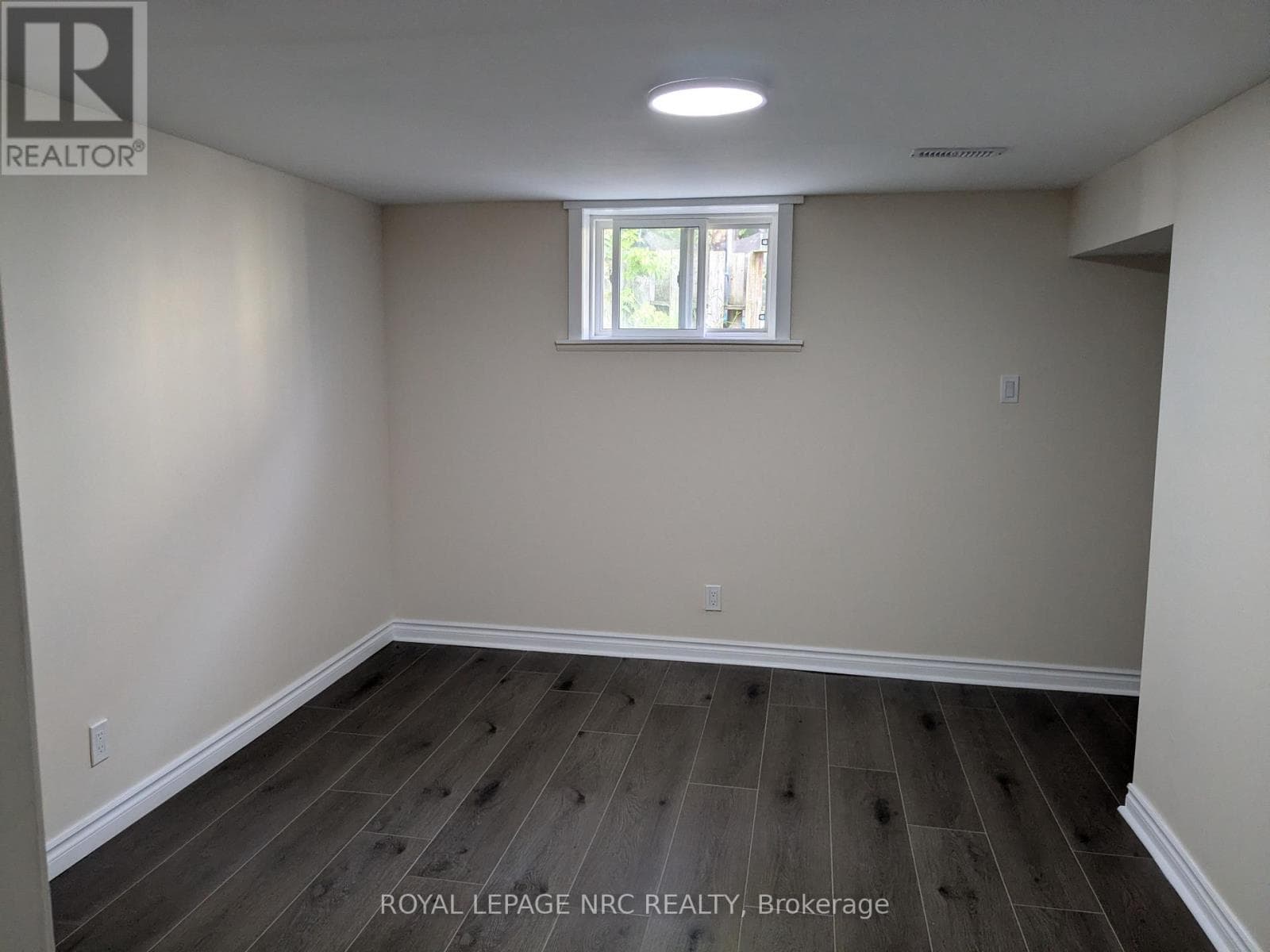 Single Family at Lower- 187 Neff Street, Port Colborne (Main Street), Ontario - Photo 8 - RE/MAX Garden City Realty