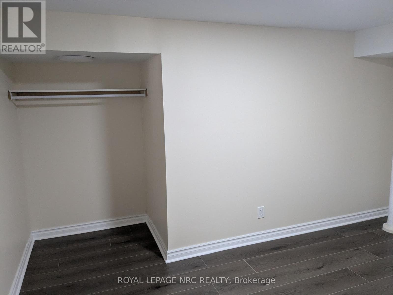 Single Family at Lower- 187 Neff Street, Port Colborne (Main Street), Ontario - Photo 9 - RE/MAX Garden City Realty