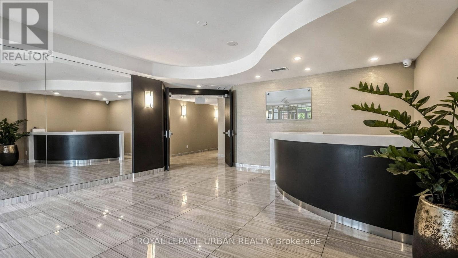 Single Family at 1005- 399 South Park Road, Markham (Commerce Valley), Ontario - Photo 7 - RE/MAX Garden City Realty