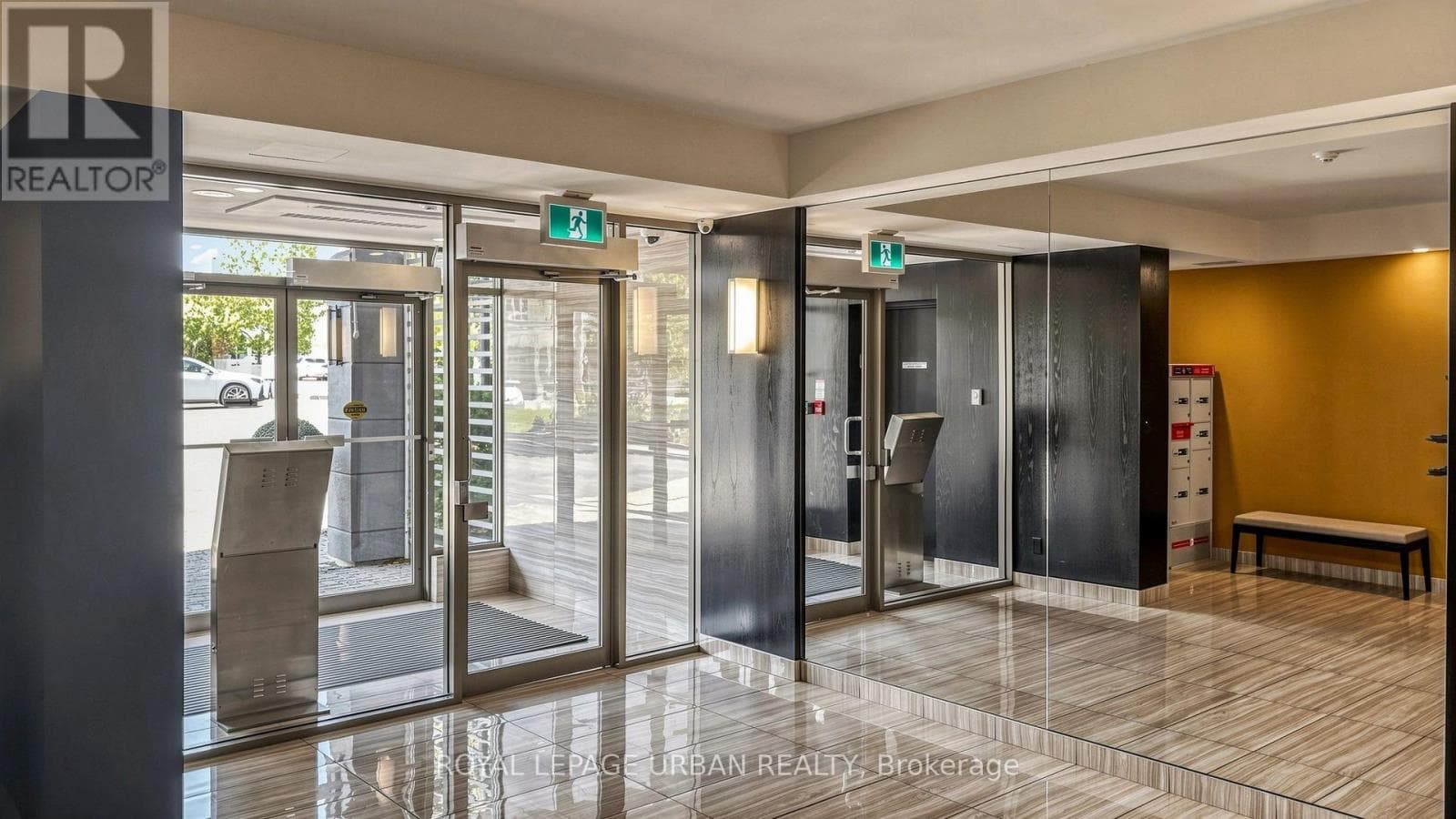 Single Family at 1005- 399 South Park Road, Markham (Commerce Valley), Ontario - Photo 8 - RE/MAX Garden City Realty