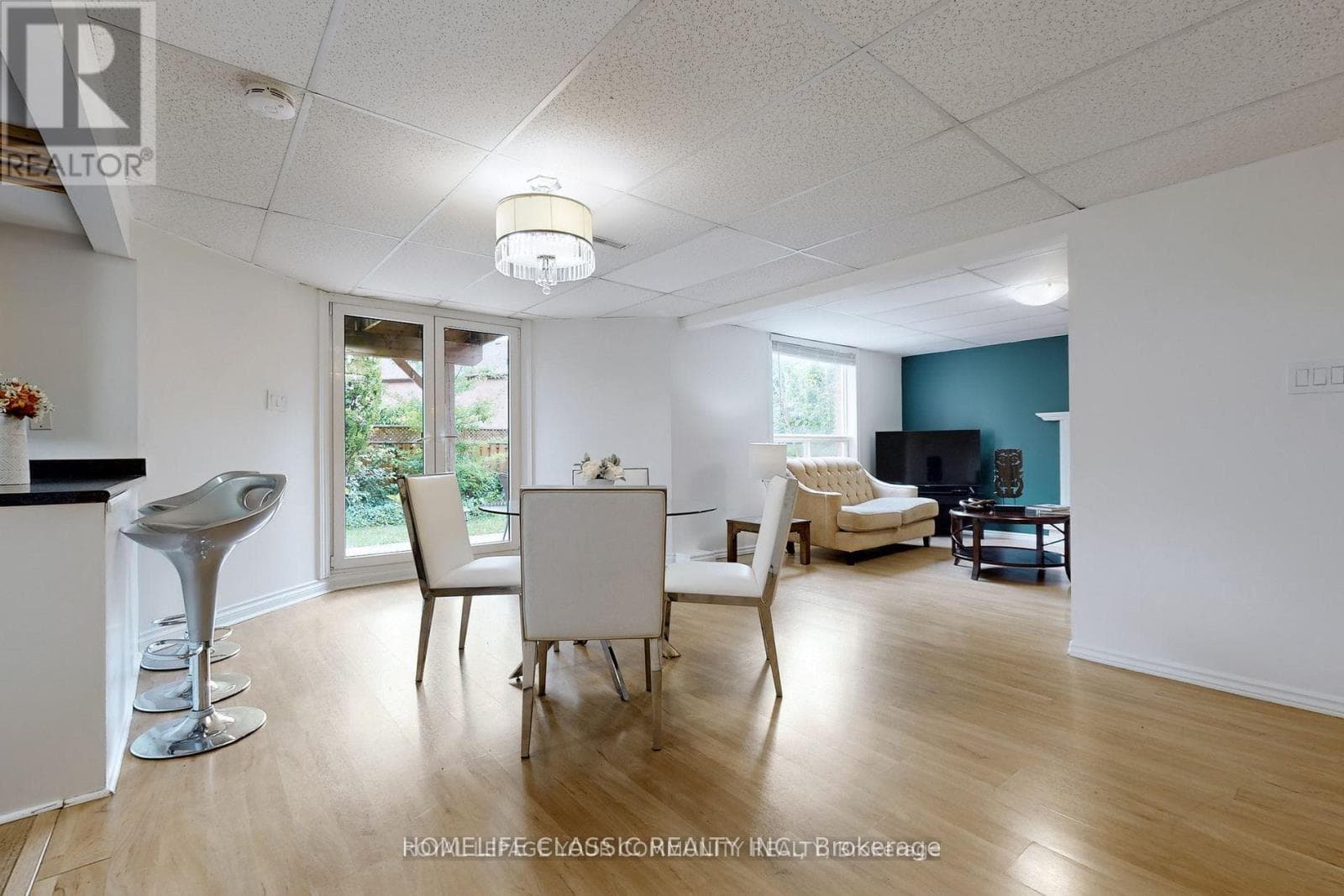 Single Family at 267 Savage Road, Newmarket (Armitage), Ontario - Photo 6 - RE/MAX Garden City Realty