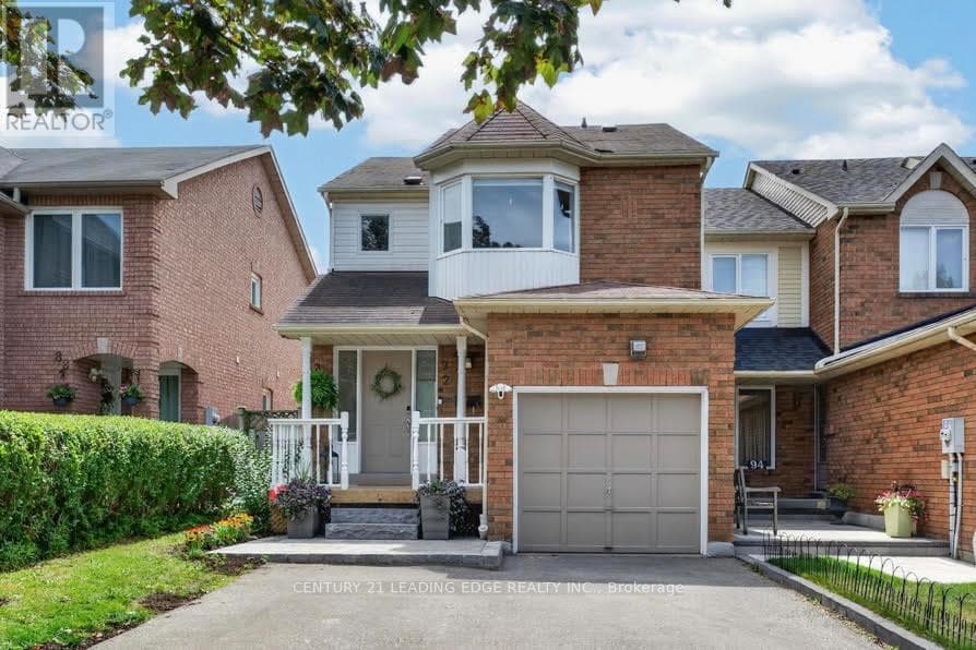 92 Vail Meadows Crescent