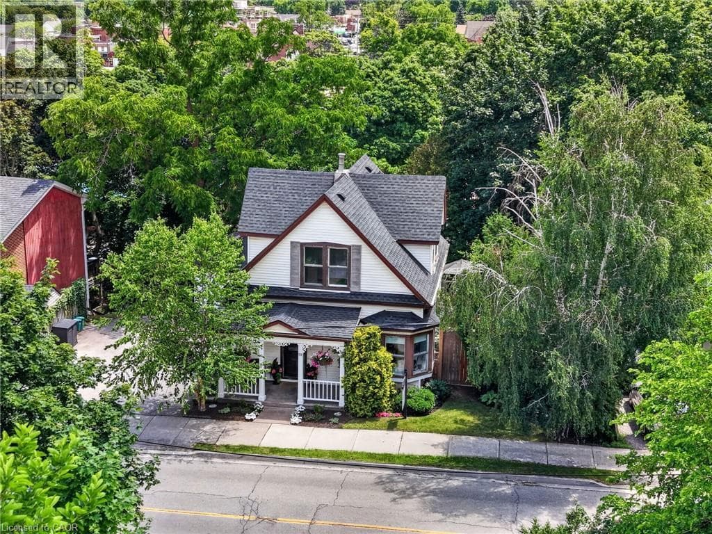Single Family at 111 MAIN Street, Grimsby, Ontario - Photo 2 - RE/MAX Garden City Realty