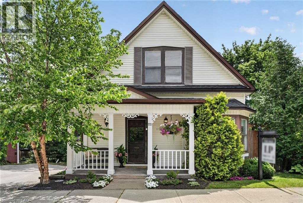 Single Family at 111 MAIN Street, Grimsby, Ontario - Photo 3 - RE/MAX Garden City Realty