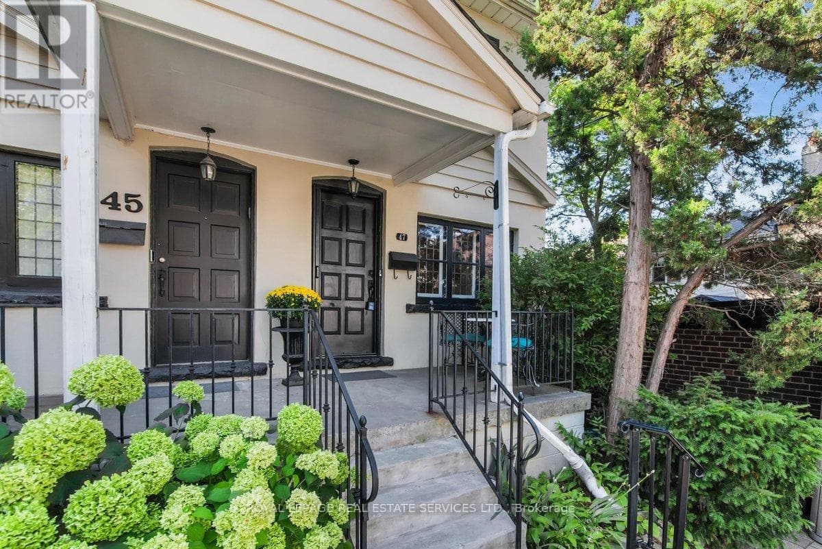 47 Coulson Avenue
