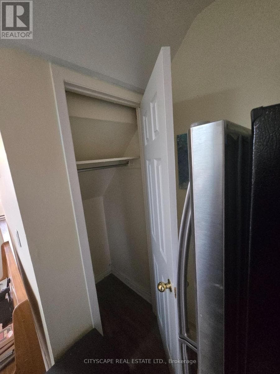 Single Family at 2A-FR- 911A Danforth Avenue, Toronto (Blake-Jones), Ontario - Photo 7 - RE/MAX Garden City Realty