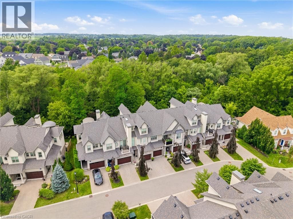 Single Family at 14 ABERDEEN Lane, Niagara-on-the-Lake, Ontario - Photo 6 - RE/MAX Garden City Realty