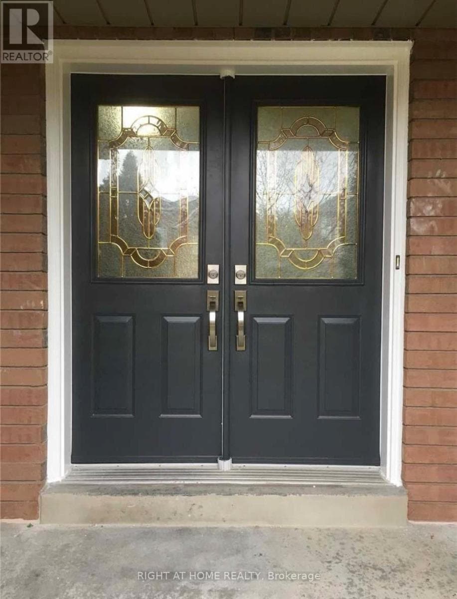 Single Family at Main- 35 Native Trail, Vaughan (Vellore Village), Ontario - Photo 2 - RE/MAX Garden City Realty