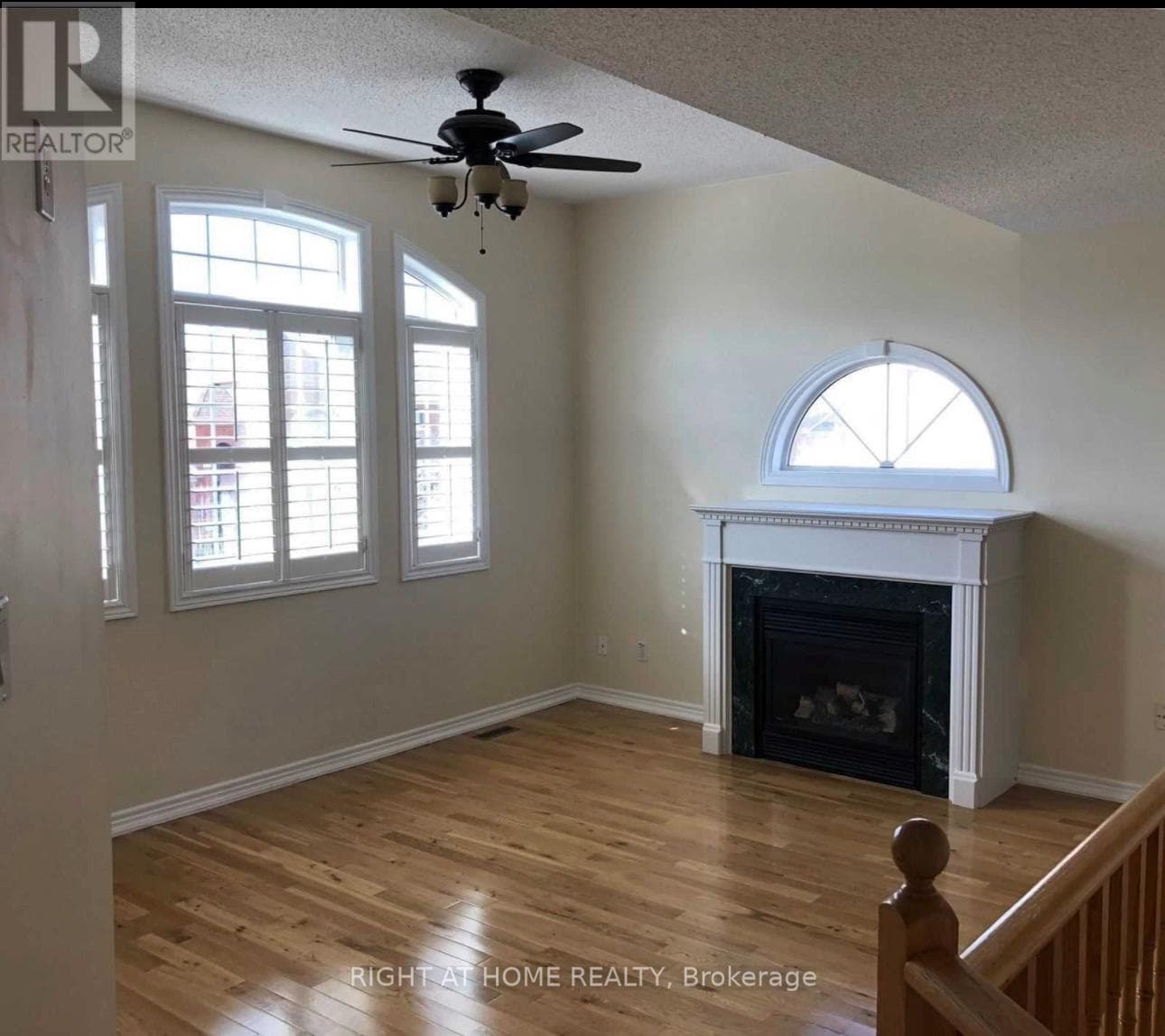 Single Family at Main- 35 Native Trail, Vaughan (Vellore Village), Ontario - Photo 4 - RE/MAX Garden City Realty