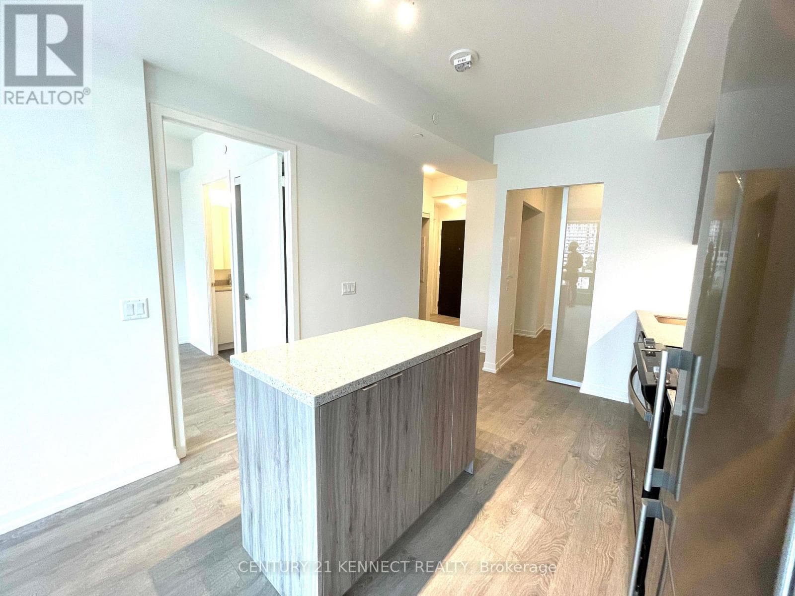 Single Family at 308E- 8868 Yonge Street, Richmond Hill (South Richvale), Ontario - Photo 2 - RE/MAX Garden City Realty