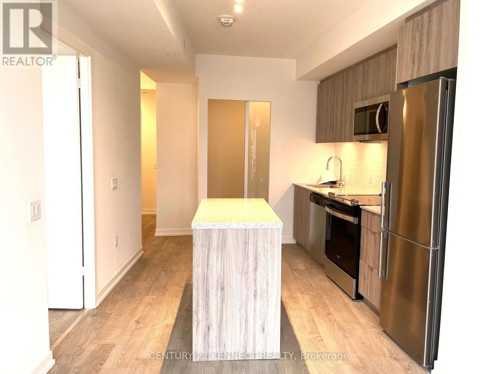 Single Family at 308E- 8868 Yonge Street, Richmond Hill (South Richvale), Ontario - Photo 3 - RE/MAX Garden City Realty