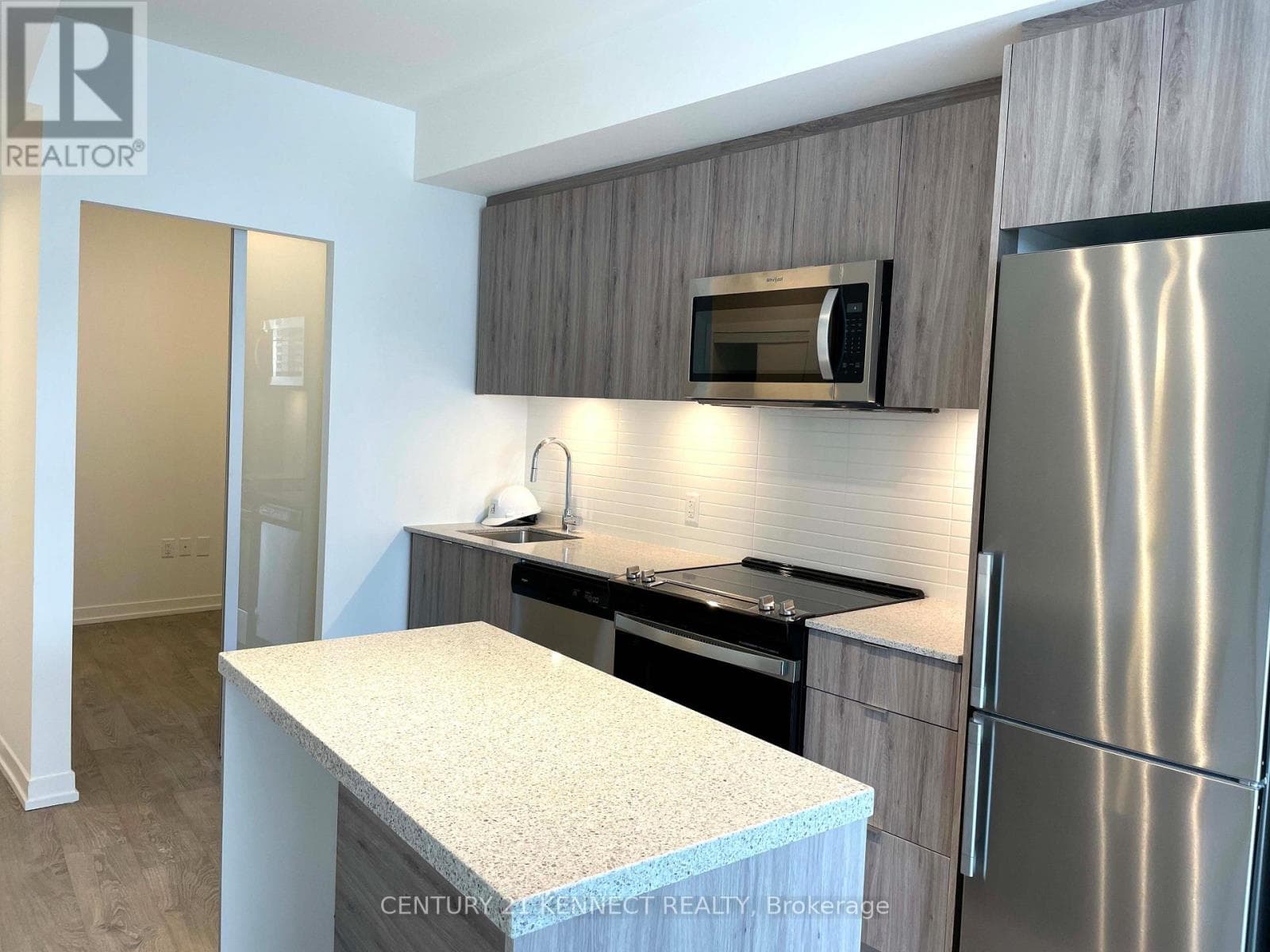 Single Family at 308E- 8868 Yonge Street, Richmond Hill (South Richvale), Ontario - Photo 5 - RE/MAX Garden City Realty