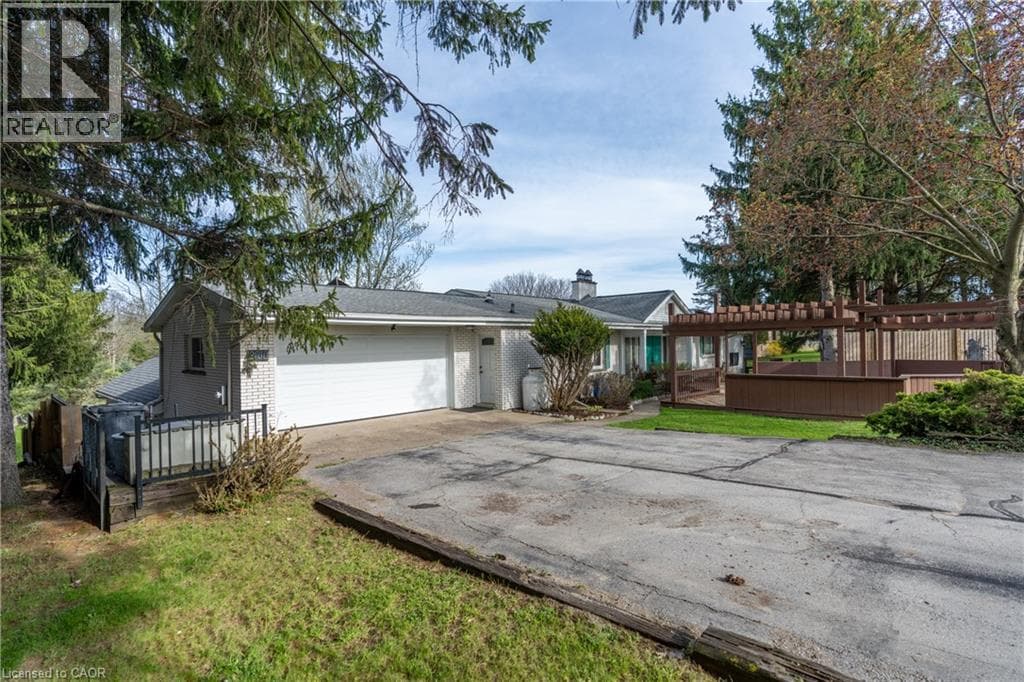 Single Family at 2010 HANSLER Street, Pelham, Ontario - Photo 10 - RE/MAX Garden City Realty