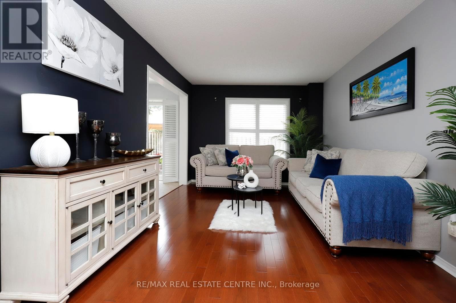 Single Family at 26- 2022 Atkinson Drive, Burlington (Rose), Ontario - Photo 5 - RE/MAX Garden City Realty