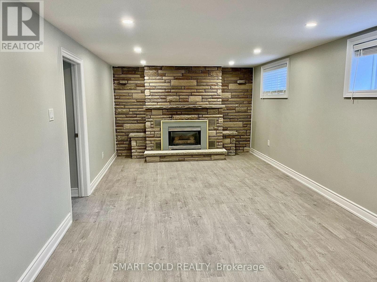 Lower- 52 Monkswood Crescent