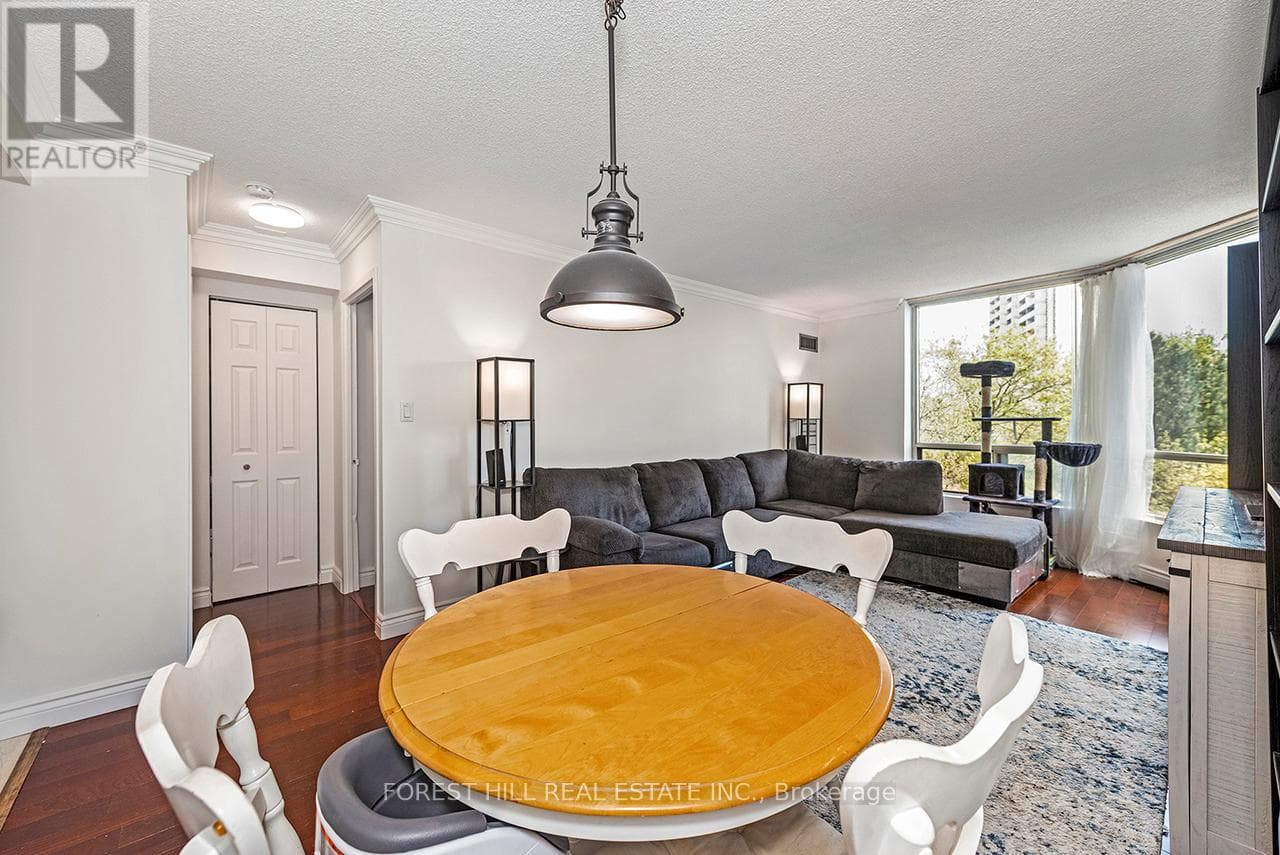 Single Family at 510- 3 Hickory Tree Road, Toronto (Weston), Ontario - Photo 10 - RE/MAX Garden City Realty