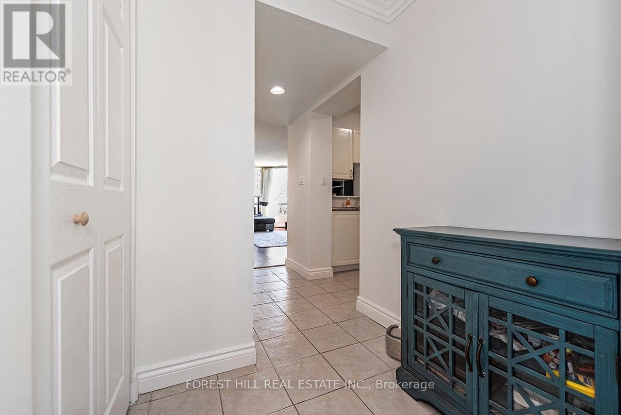 Single Family at 510- 3 Hickory Tree Road, Toronto (Weston), Ontario - Photo 4 - RE/MAX Garden City Realty
