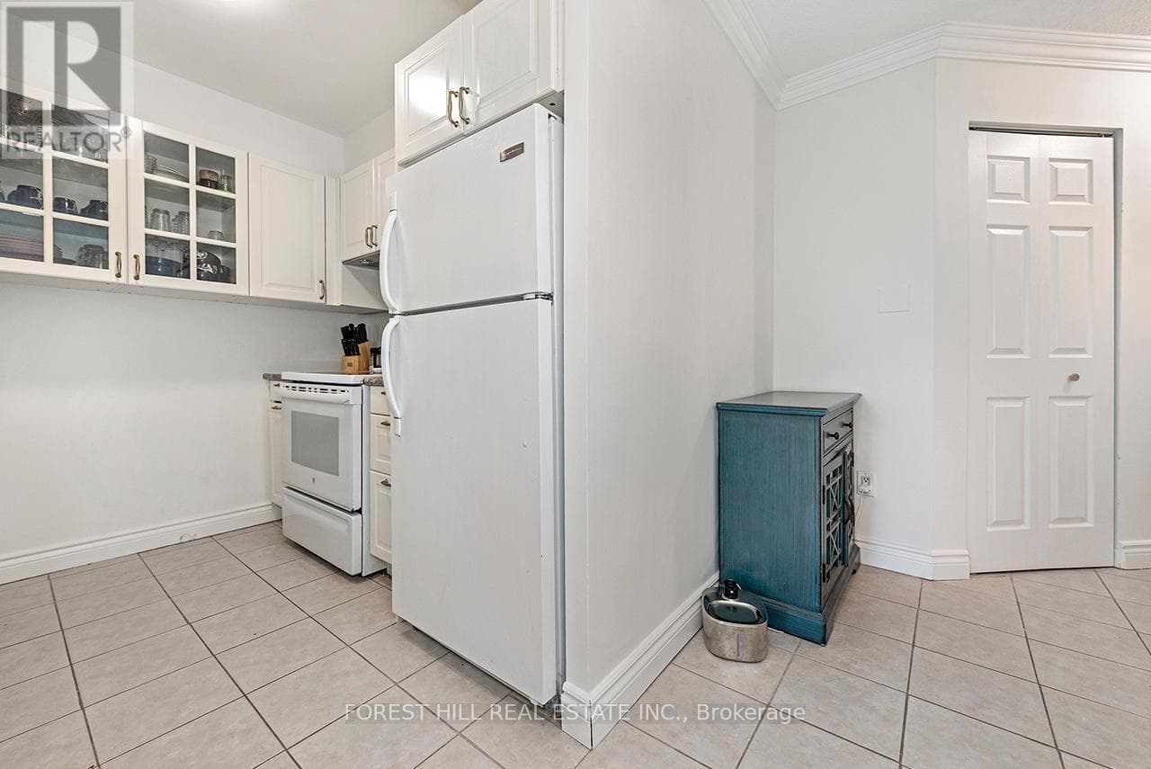 Single Family at 510- 3 Hickory Tree Road, Toronto (Weston), Ontario - Photo 5 - RE/MAX Garden City Realty