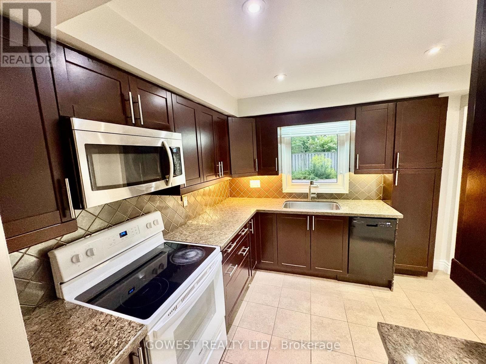 Single Family at 4138 Independence Avenue, Mississauga (Rathwood), Ontario - Photo 2 - RE/MAX Garden City Realty