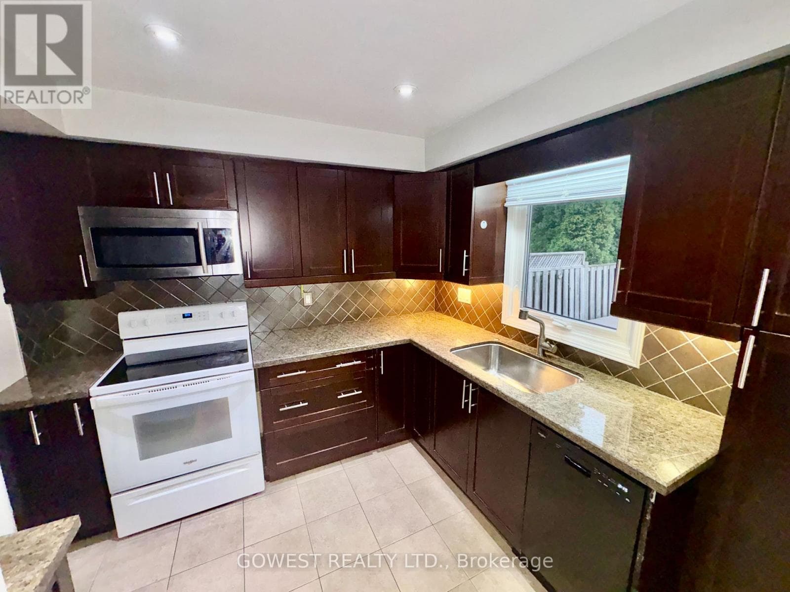 Single Family at 4138 Independence Avenue, Mississauga (Rathwood), Ontario - Photo 3 - RE/MAX Garden City Realty