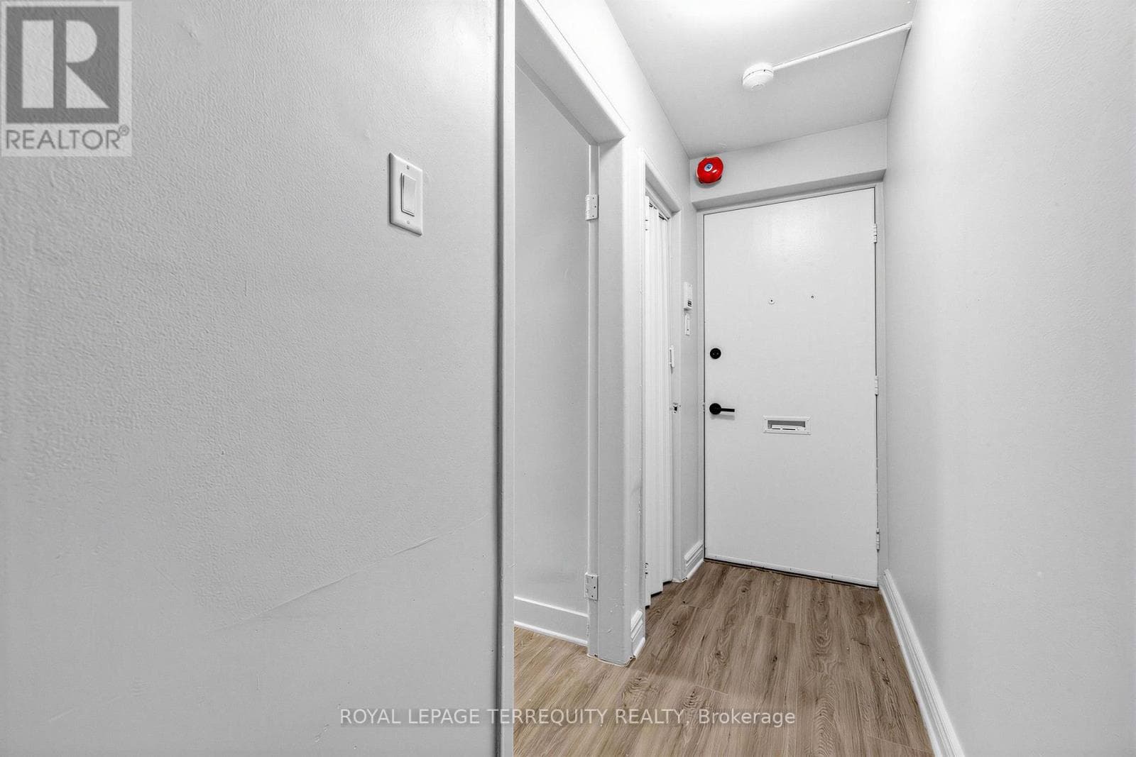 Multi-family at 3- 2548 Keele Street, Toronto (Maple Leaf), Ontario - Photo 5 - RE/MAX Garden City Realty