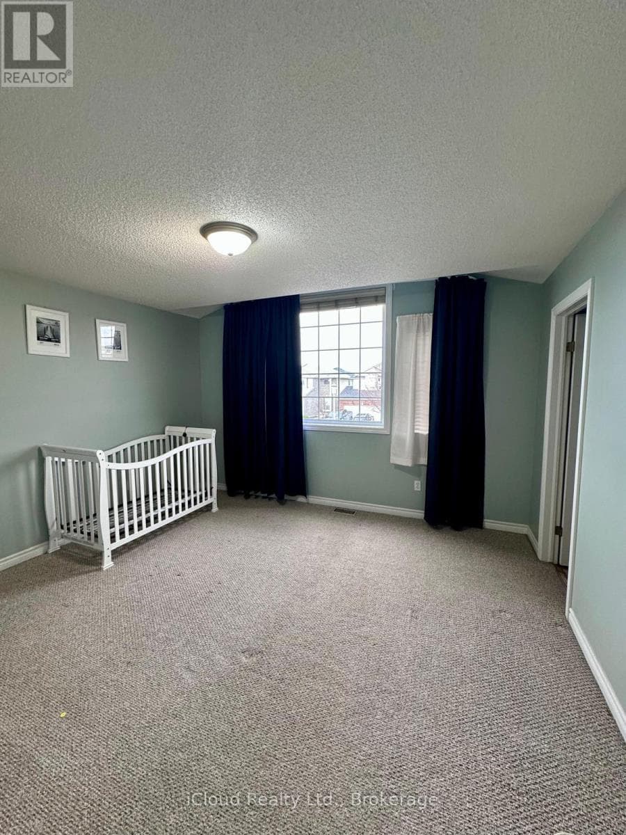 Single Family at 1577 Purser Street, London East (East D), Ontario - Photo 8 - RE/MAX Garden City Realty