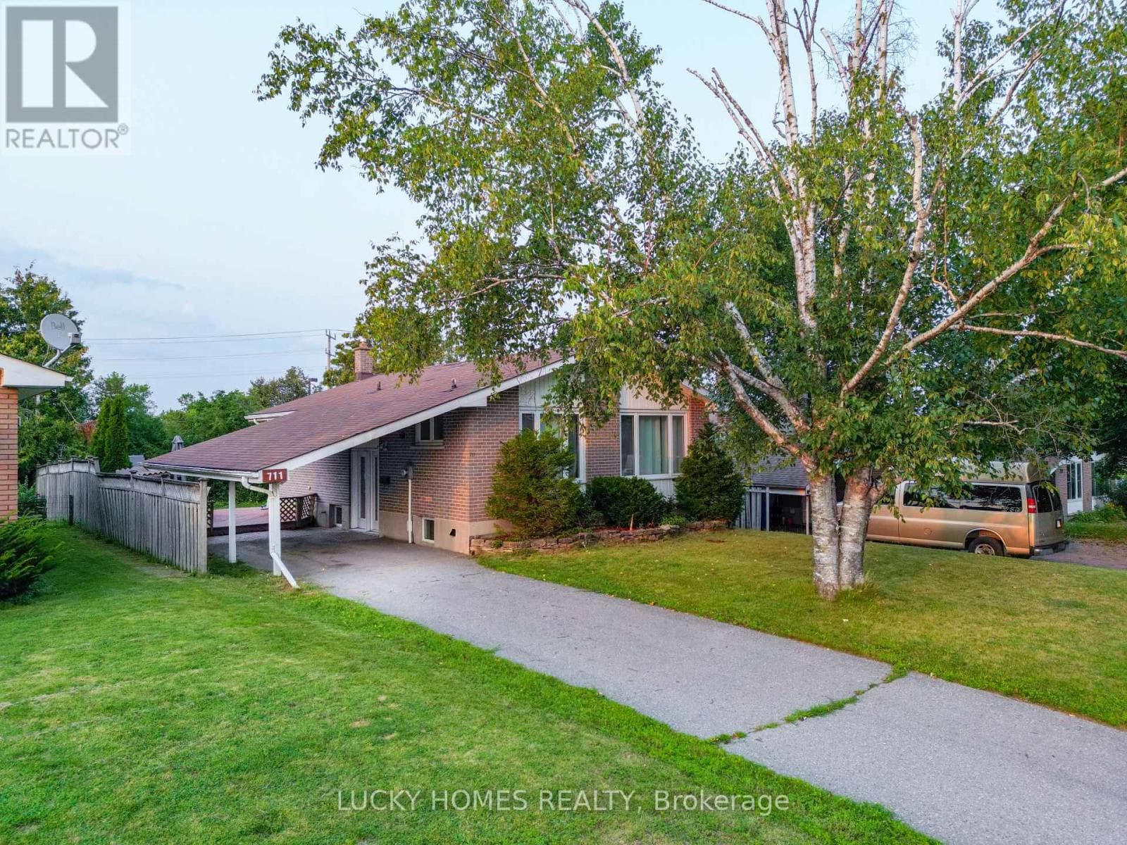 711 Otonabee Drive