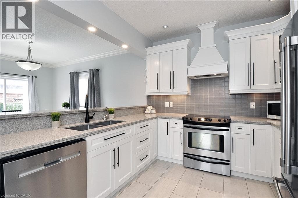 Single Family at 3 LOCKWOOD Street, Cambridge, Ontario - Photo 8 - RE/MAX Garden City Realty