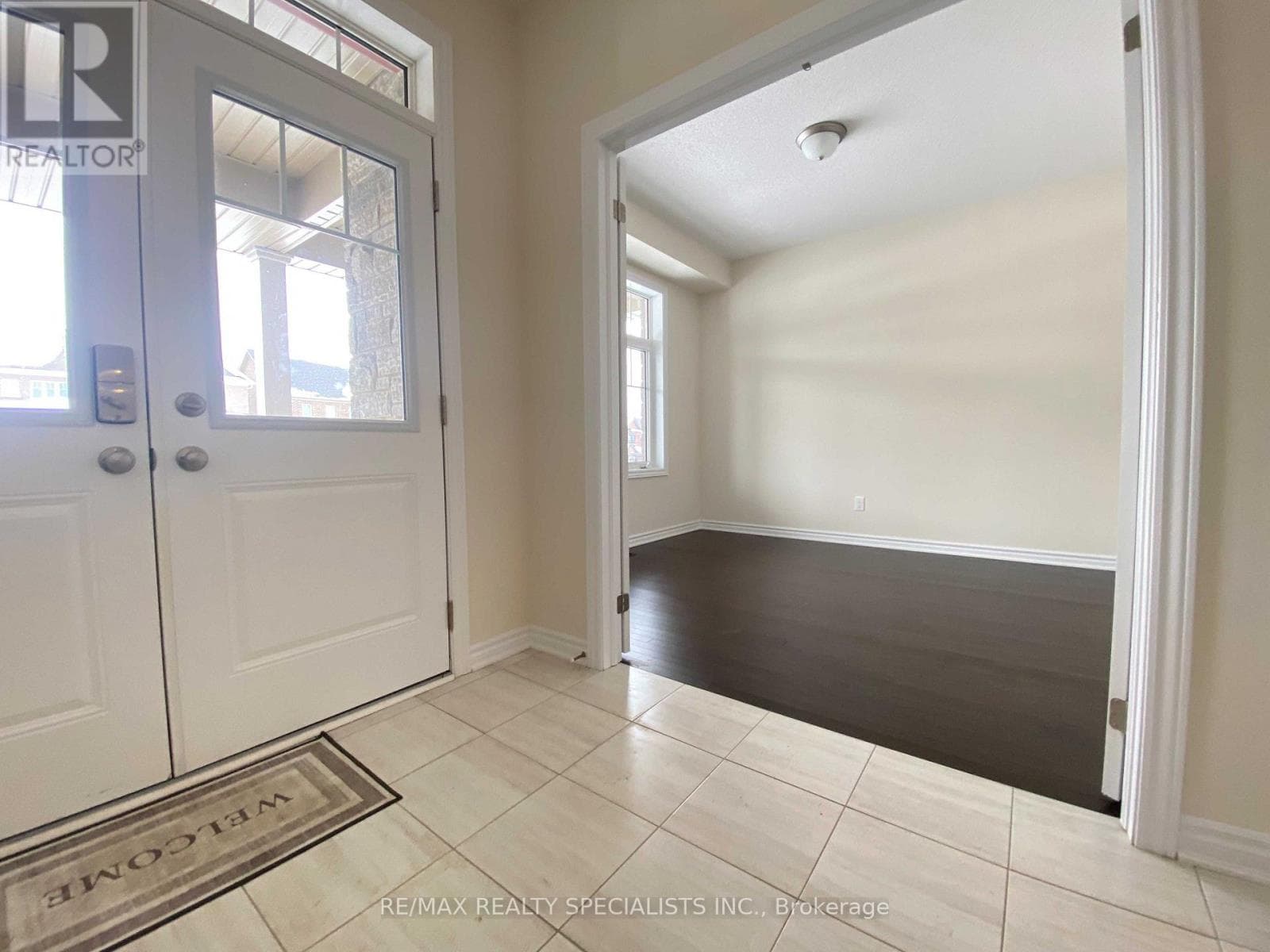 Single Family at 17 Oriole Crescent, Port Colborne (Main Street), Ontario - Photo 3 - RE/MAX Garden City Realty