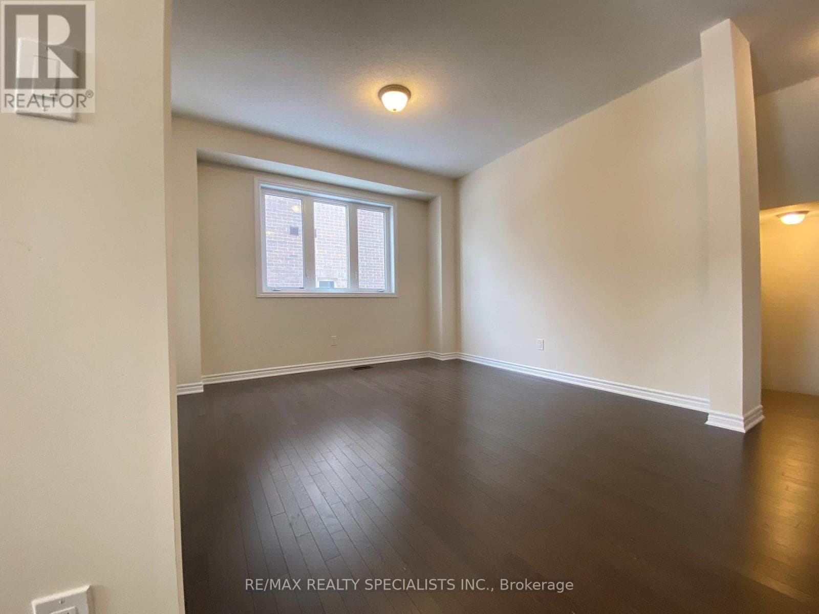 Single Family at 17 Oriole Crescent, Port Colborne (Main Street), Ontario - Photo 7 - RE/MAX Garden City Realty