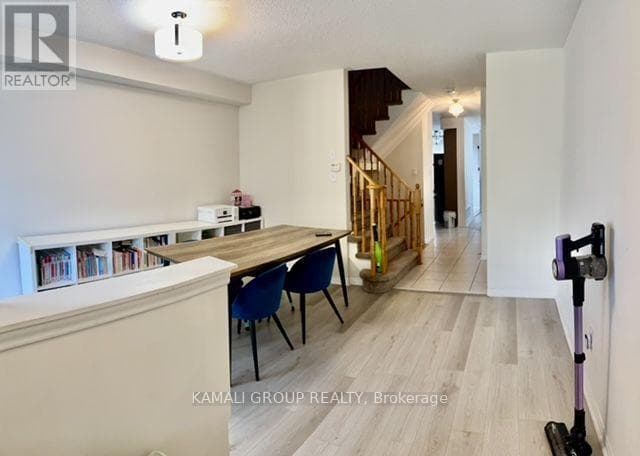 Single Family at 300 Flagstone Way, Newmarket (Woodland Hill), Ontario - Photo 5 - RE/MAX Garden City Realty