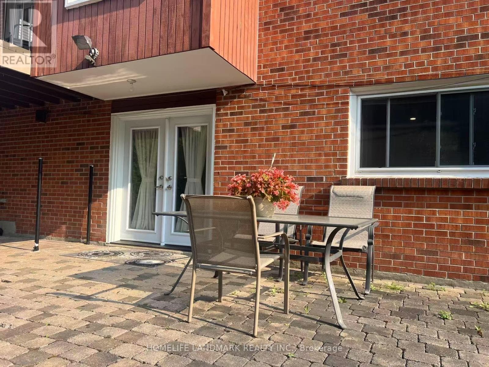 Bsmt- 8 Pine Knoll Gate