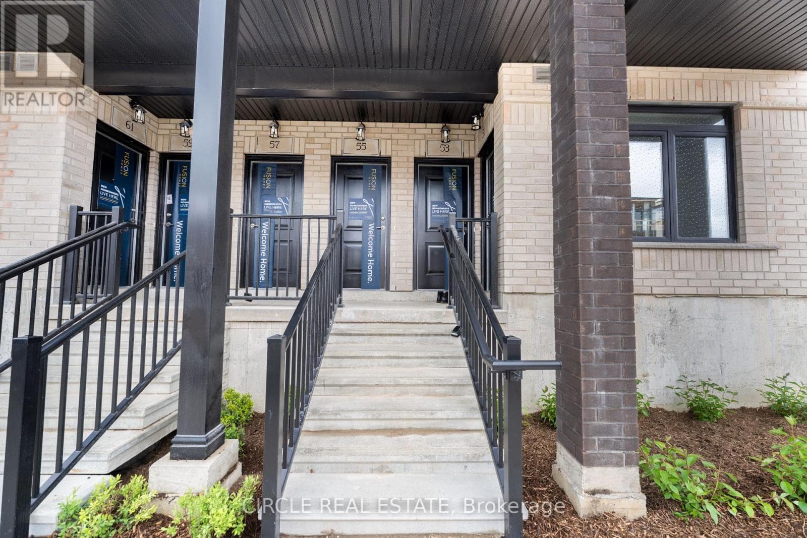 Single Family at 53 Thatcher Drive, Guelph (Kortright East), Ontario - Photo 2 - RE/MAX Garden City Realty