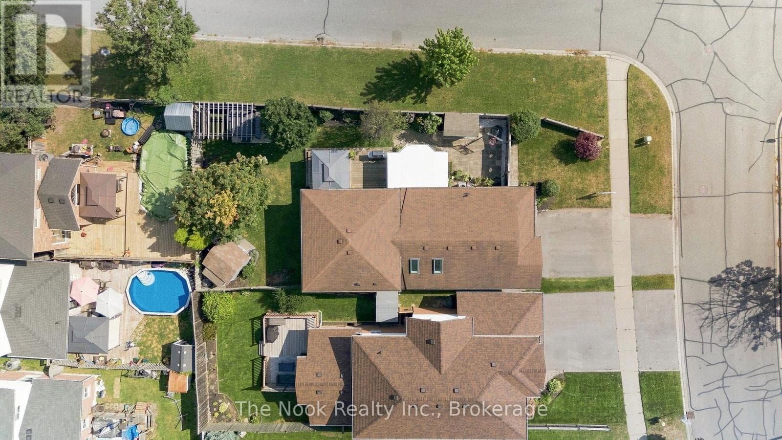 Single Family at 49 Granville Drive, Clarington (Courtice), Ontario - Photo 5 - RE/MAX Garden City Realty