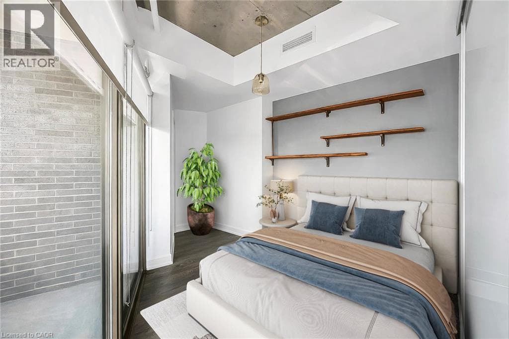 Single Family at 902- 1201 DUNDAS Street, Toronto, Ontario - Photo 7 - RE/MAX Garden City Realty
