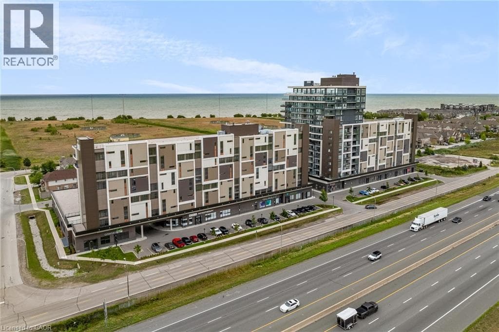 612- 550 NORTH SERVICE Road