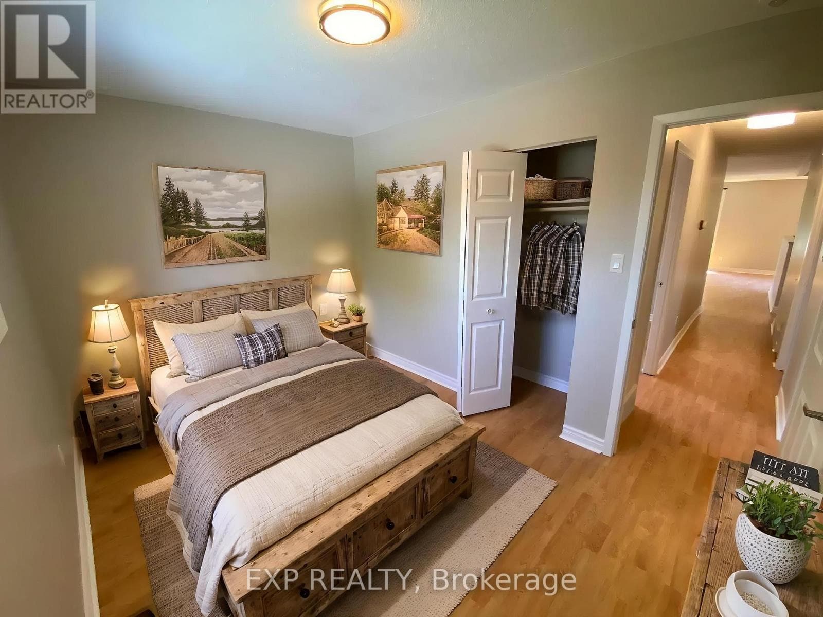 Single Family at Upper- 92 Leaside Drive, Welland (N. Welland), Ontario - Photo 7 - RE/MAX Garden City Realty