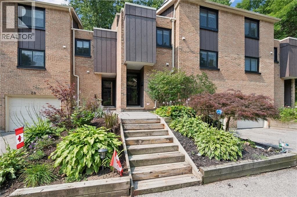 Single Family at 27- 220 SALISBURY Avenue, Cambridge, Ontario - Photo 3 - RE/MAX Garden City Realty