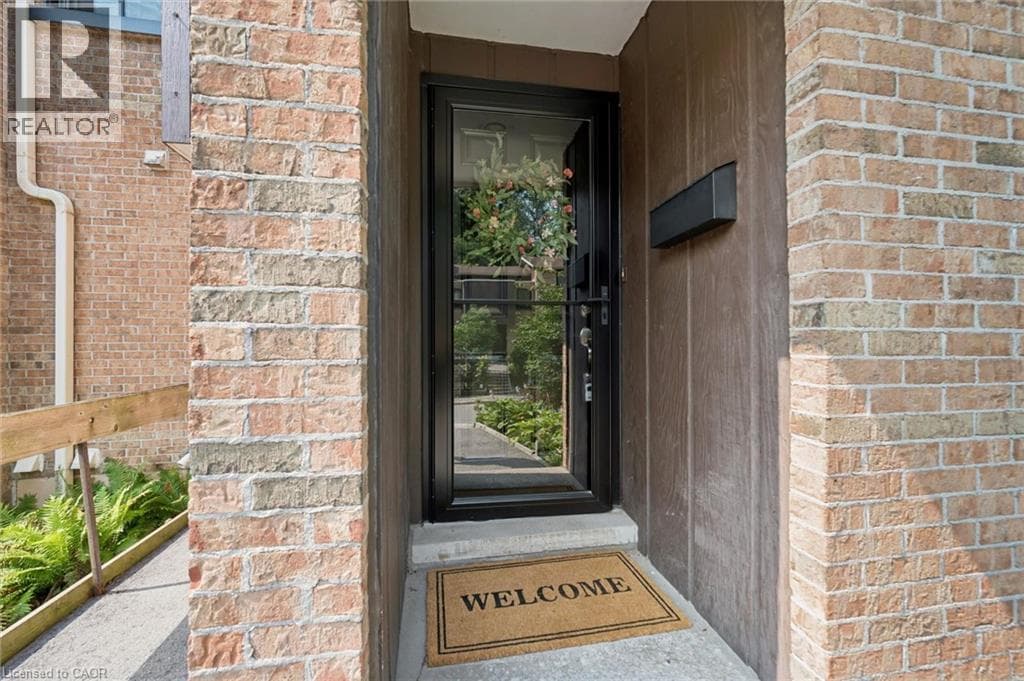 Single Family at 27- 220 SALISBURY Avenue, Cambridge, Ontario - Photo 4 - RE/MAX Garden City Realty