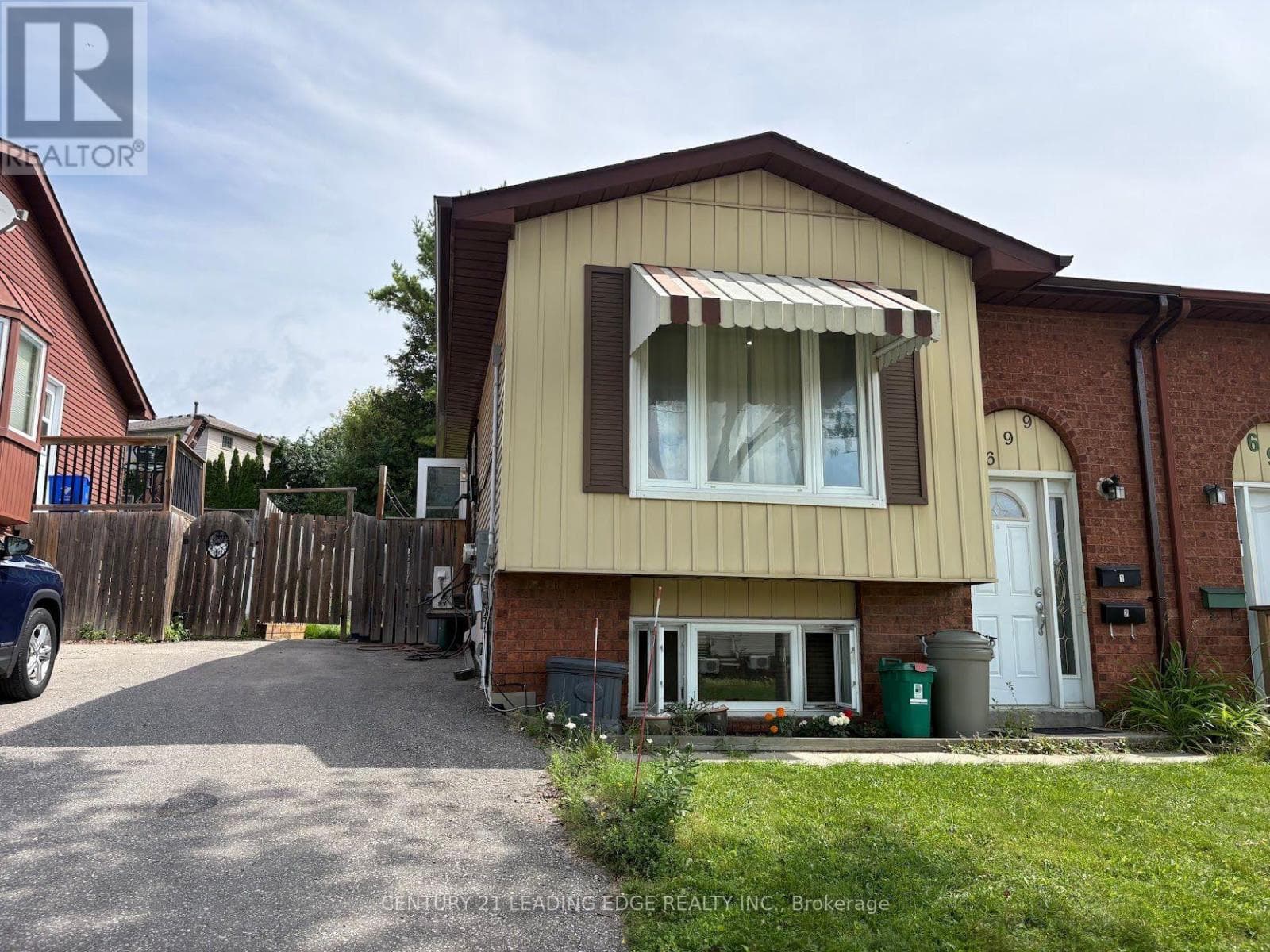 1- 699 Attersley Drive