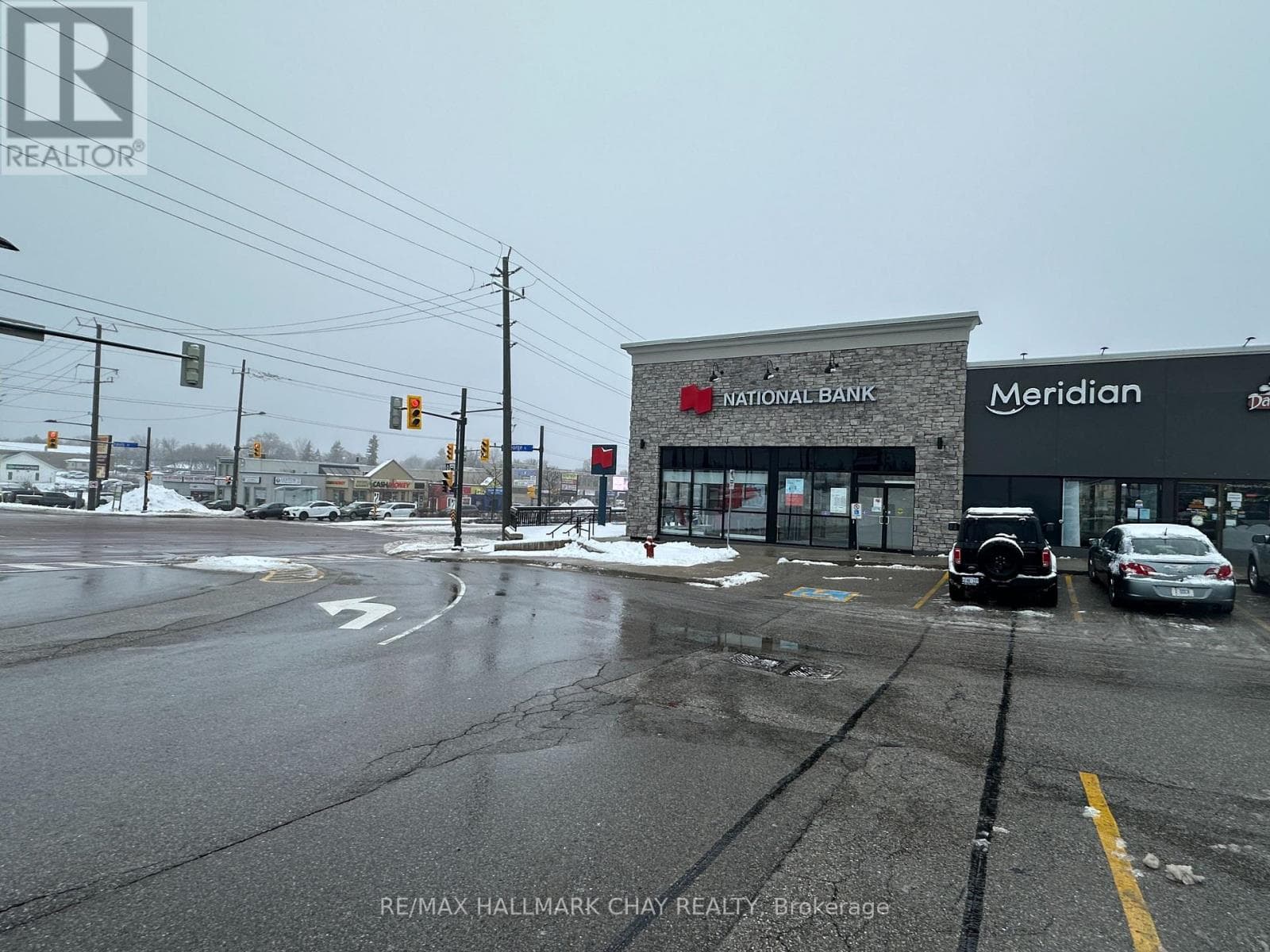 Retail at 13- 72 Davis Drive, Newmarket (Central Newmarket), Ontario - Photo 2 - RE/MAX Garden City Realty