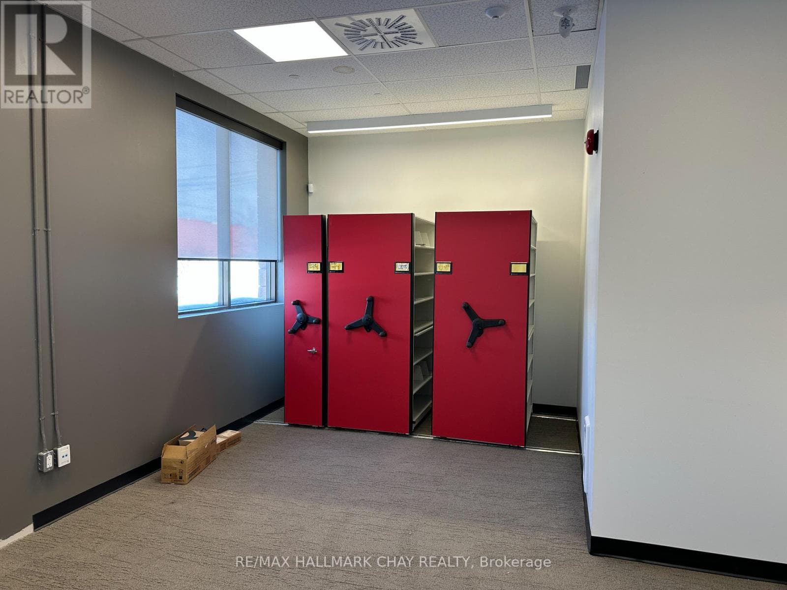 Retail at 13- 72 Davis Drive, Newmarket (Central Newmarket), Ontario - Photo 6 - RE/MAX Garden City Realty