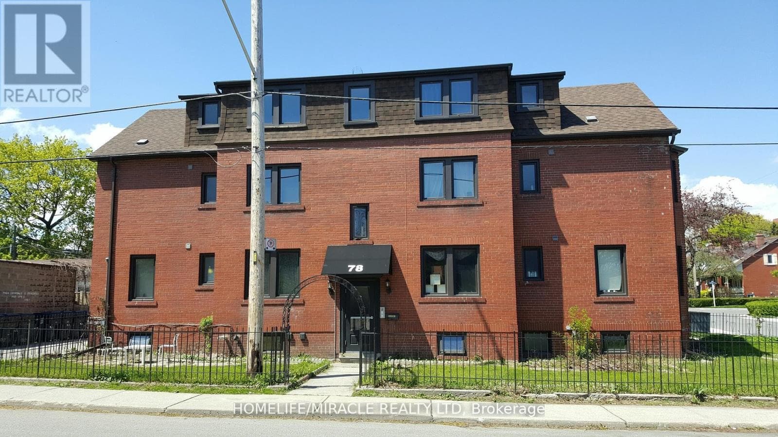 Multi-family at 1- 78 Fifth Street, Toronto (New Toronto), Ontario - Photo 2 - RE/MAX Garden City Realty