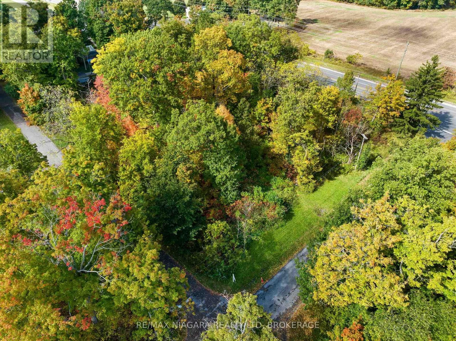 N/S Hiawatha Avenue