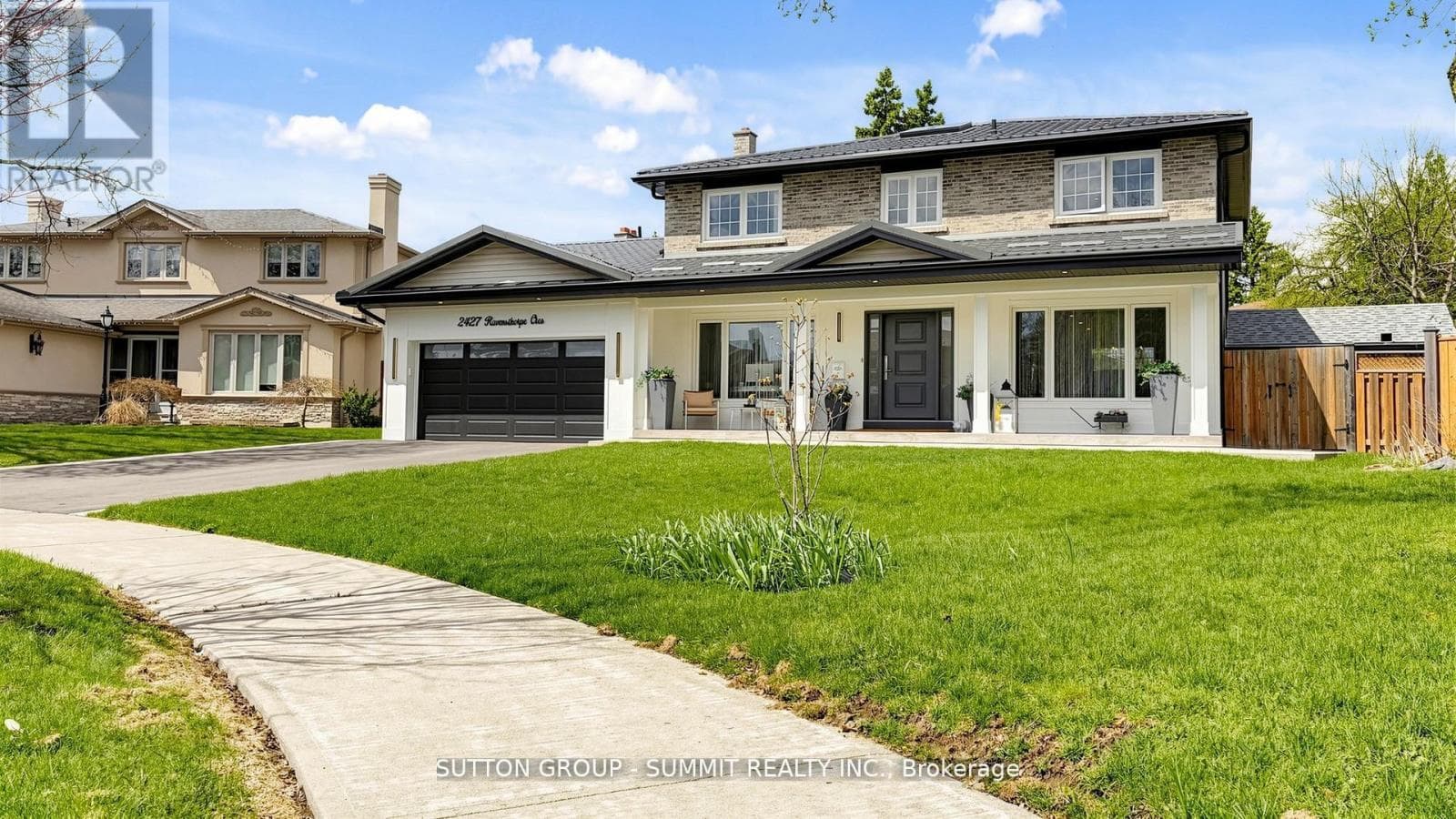 2427 Ravensthorpe Crescent