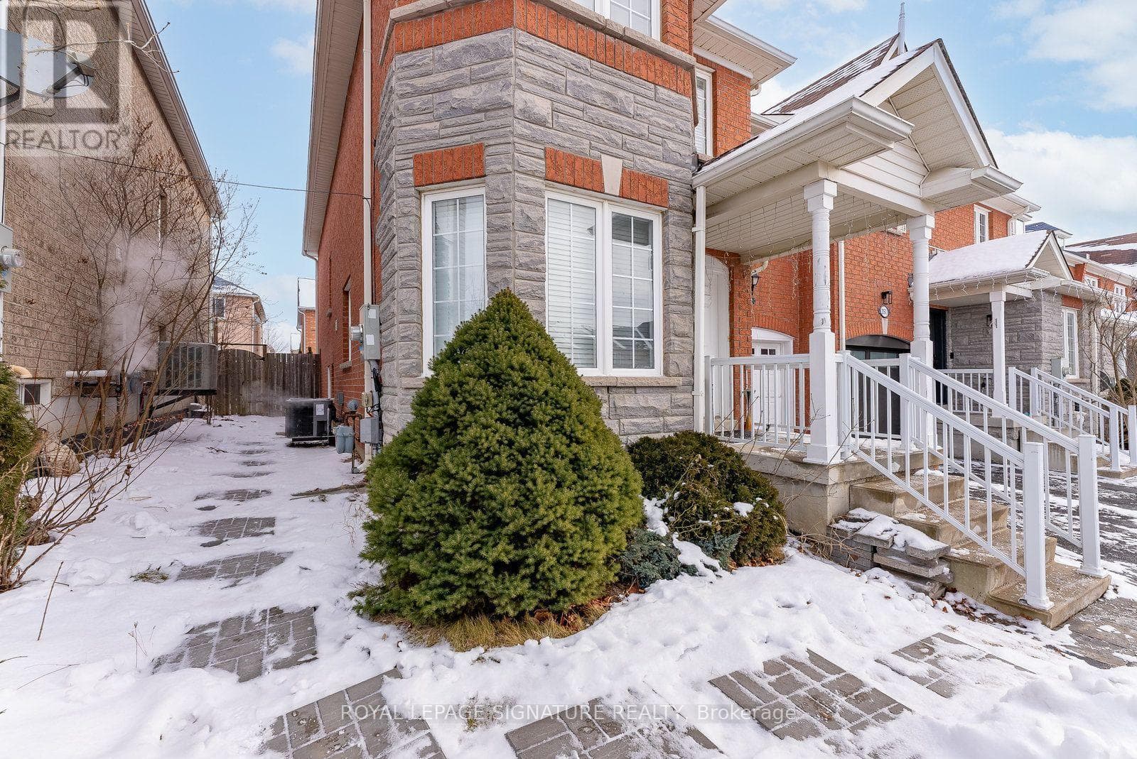 Single Family at BSMT- 353 Wood Duck Lane, Newmarket (Woodland Hill), Ontario - Photo 3 - RE/MAX Garden City Realty