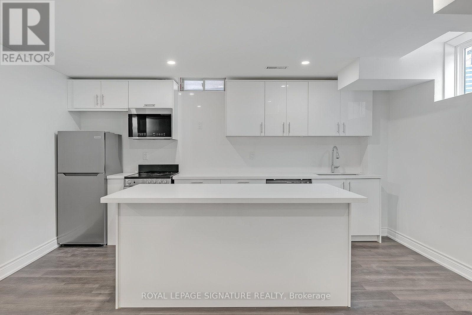 Single Family at BSMT- 353 Wood Duck Lane, Newmarket (Woodland Hill), Ontario - Photo 7 - RE/MAX Garden City Realty