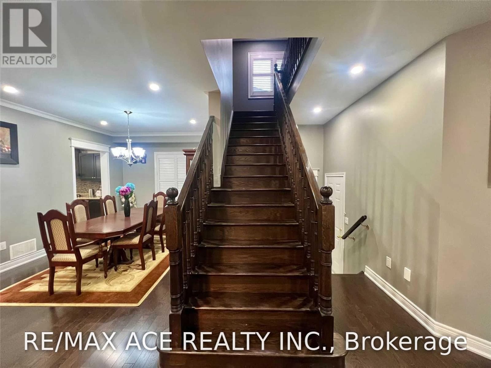 Single Family at Upper- 73 Birch Tree Trail, Brampton (Brampton East), Ontario - Photo 7 - RE/MAX Garden City Realty