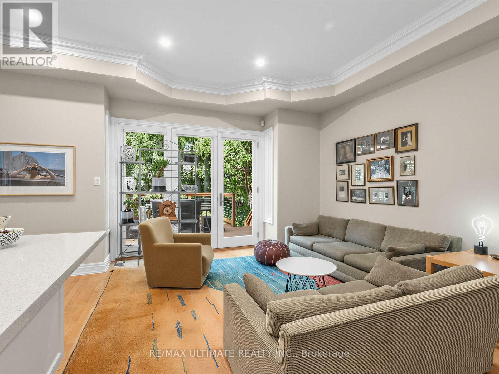 Single Family at 378 Melrose Avenue, Toronto (Bedford Park-Nortown), Ontario - Photo 10 - RE/MAX Garden City Realty
